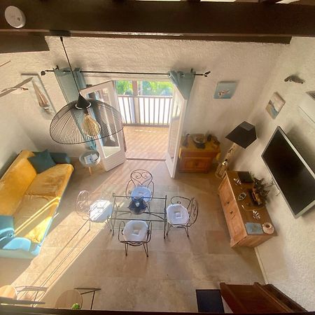 Tres Bel Appartement Les Pieds Dans L'Eau Appietto Dış mekan fotoğraf